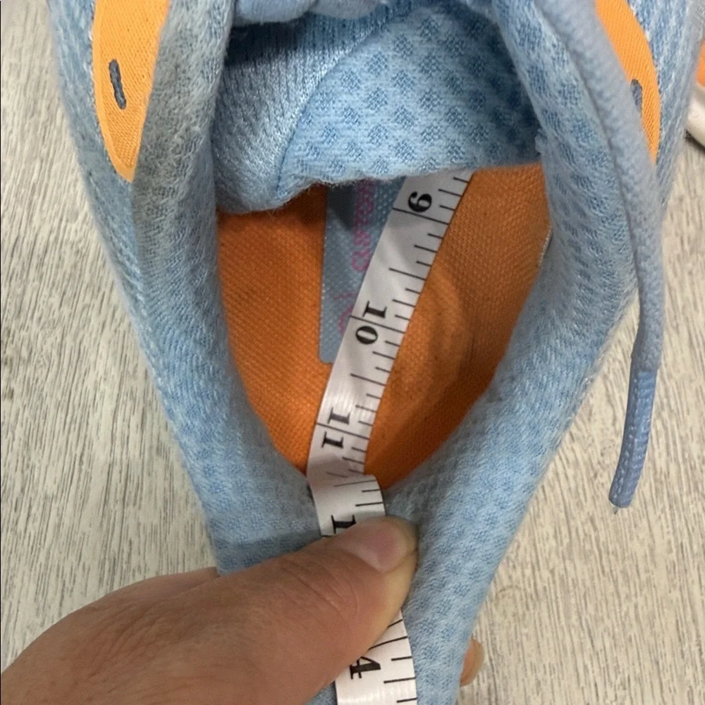 Hoka One One Clifton 9 Women’s Airy Blue and Orange Athletic Shoes Size 11